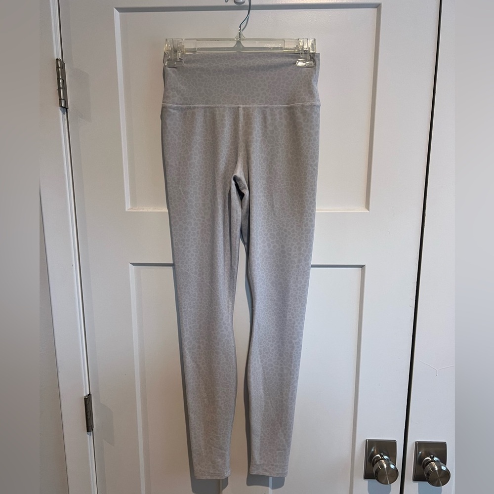 Alo white grey leopard print leggings